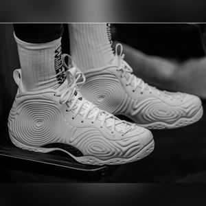 CdG Foamsposites Size 10Mens Deadstock